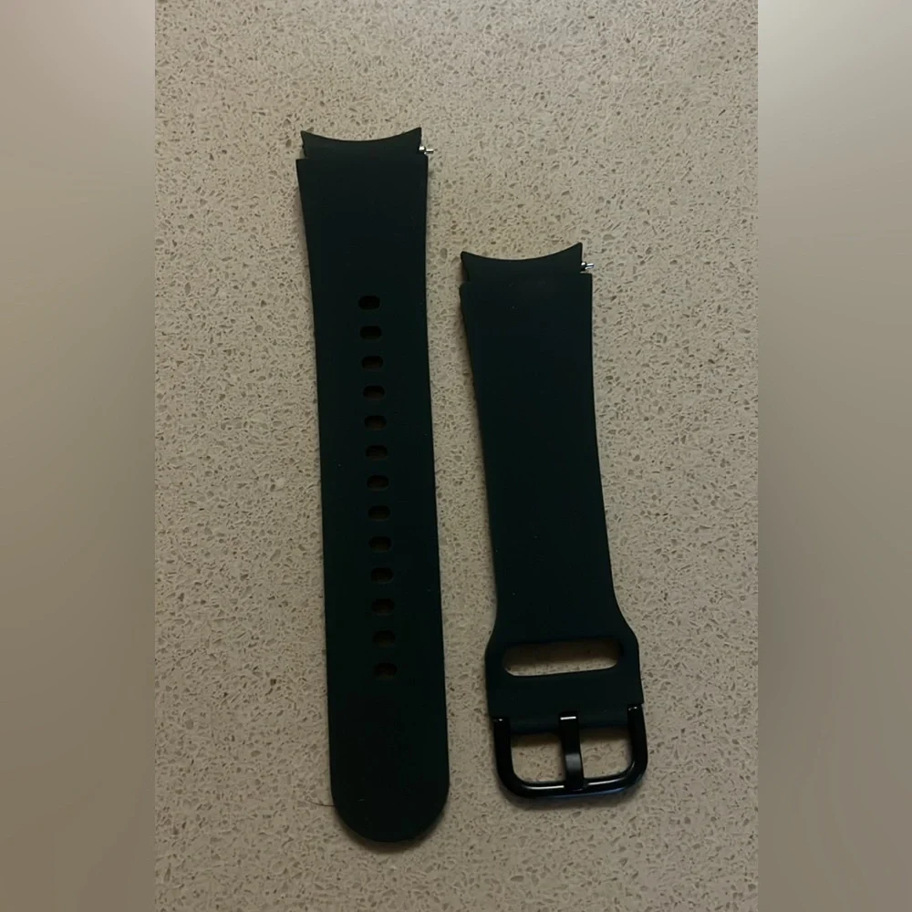 Galaxy Watch band‎ (brand new) ( 4/5/6)